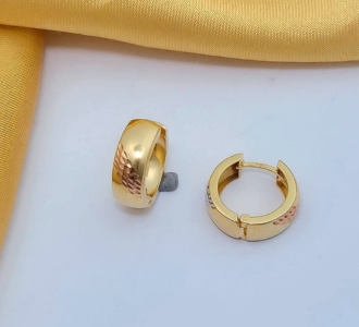 Chunky hoop earrings 