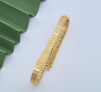 Textured Link Gold Bracelet