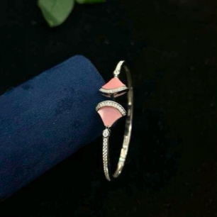 Pink Fan Charm Designer Kada