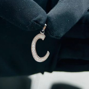 Sparkling “C” Alphabet Pendant	