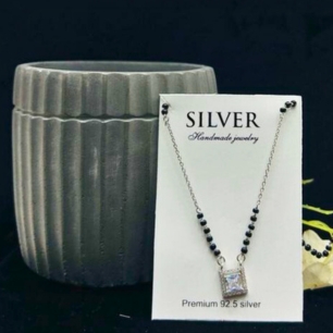 Solitaire Square Shape Mangalsutra Necklace