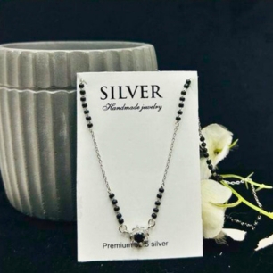 Jewels Flower Square Solitaire Mangalsutra Necklace