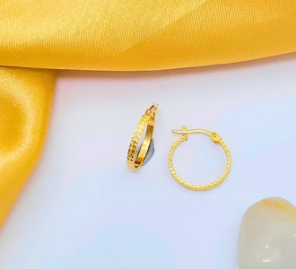 Elegant Textured Gold Hoop Earrings