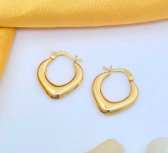Classic Heart-Shaped Gold Hoop Earrings