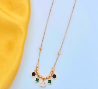 Clover Charm Gold Station Chain