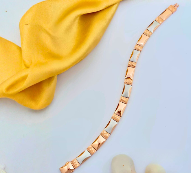 Dual-Tone Biscuit-Shaped Link Bracelet