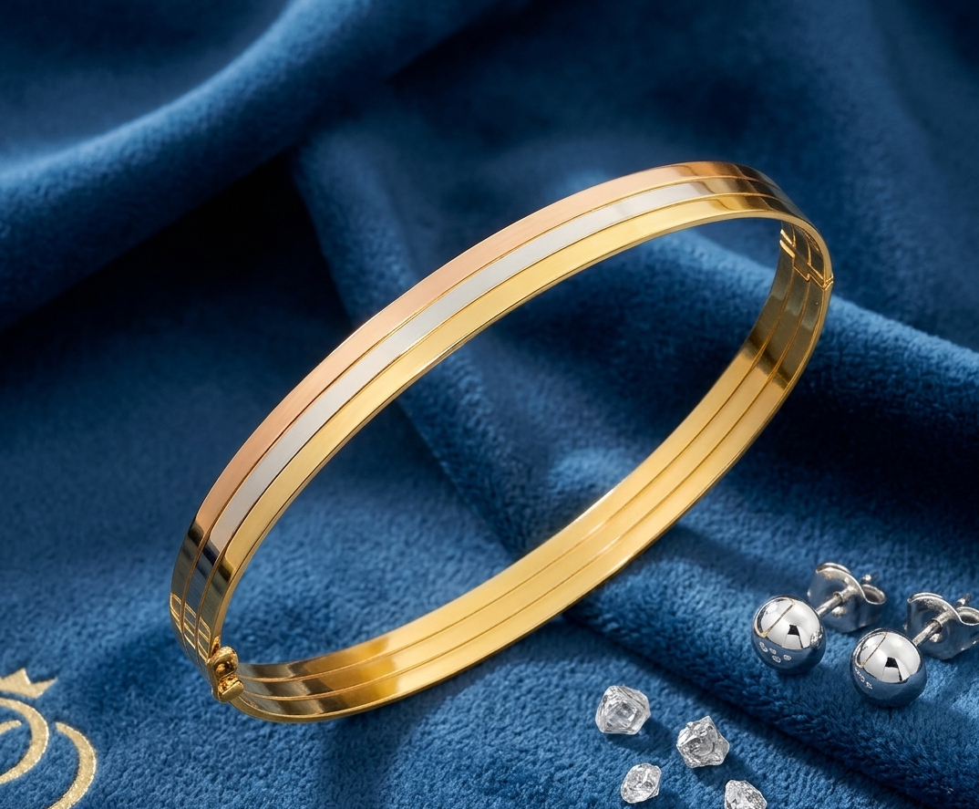 Textured Classic Chain Bracelet