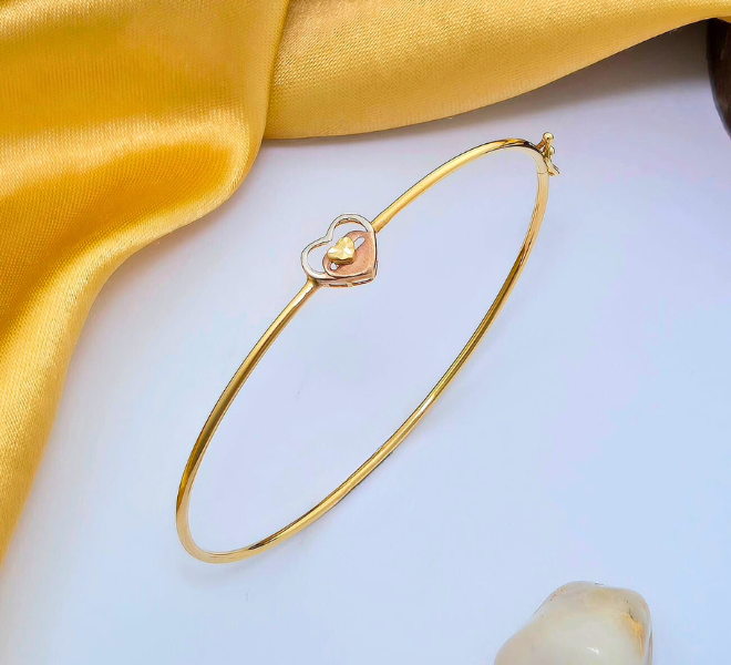 Golden Heart Charm Bracelet