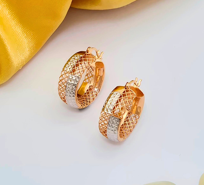 Mesh or Lattice Huggie Hoop Earrings