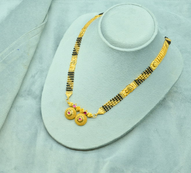 Golden Line Mangalsutra