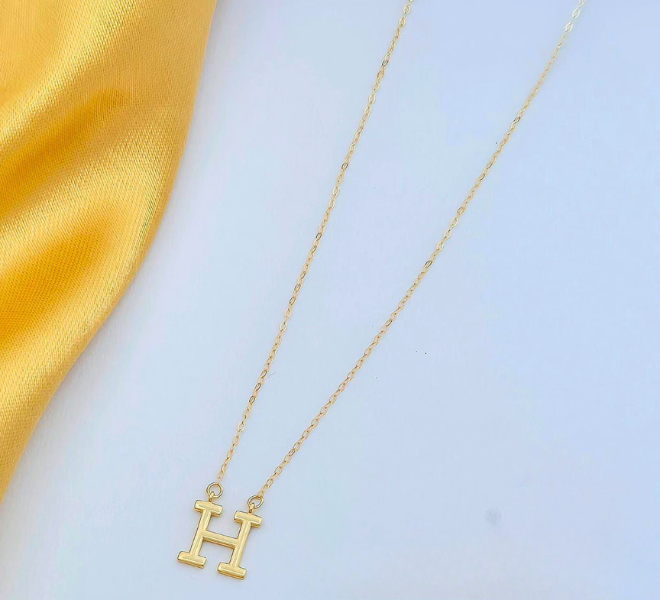 H  letter pendant Chain