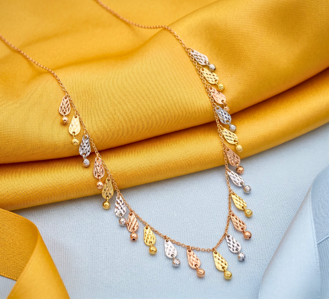 Traditional leaf linked chain