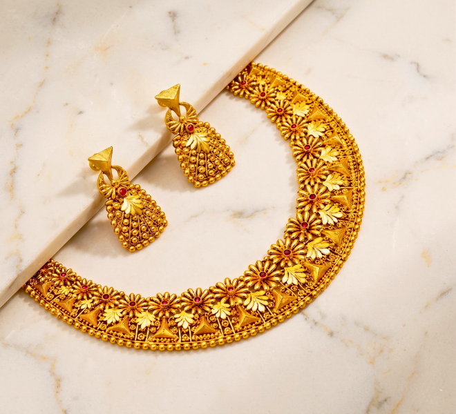 Floral Grace Gold Choker Set