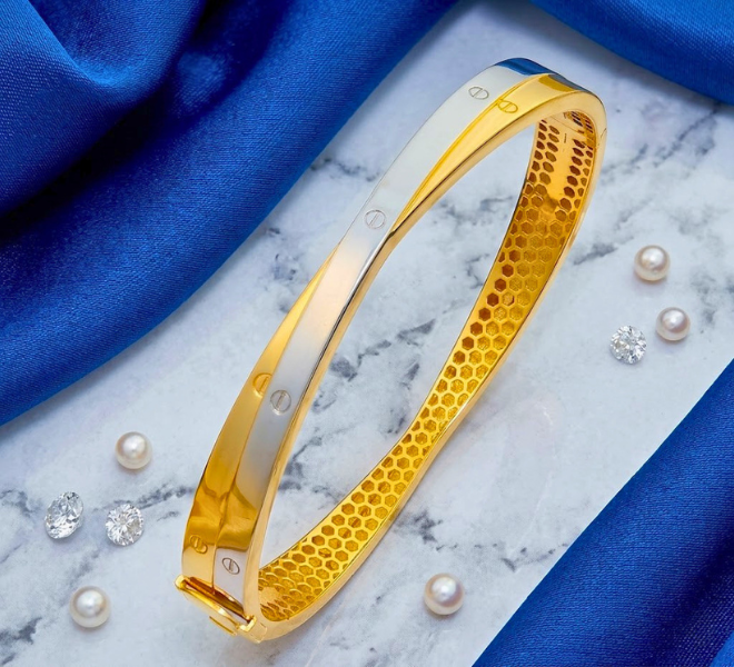 Cartier-Style Screw Kada