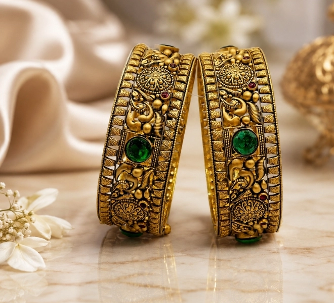 Antique Temple Green Stone Bangles