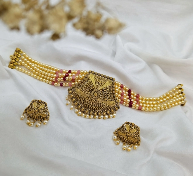Antique Pearl Maharani Choker Necklace Set with Earrings