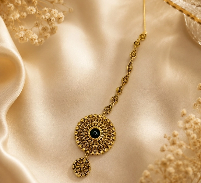 Antique Gold Round Maang Tikka with Green Stone & Floral Drop