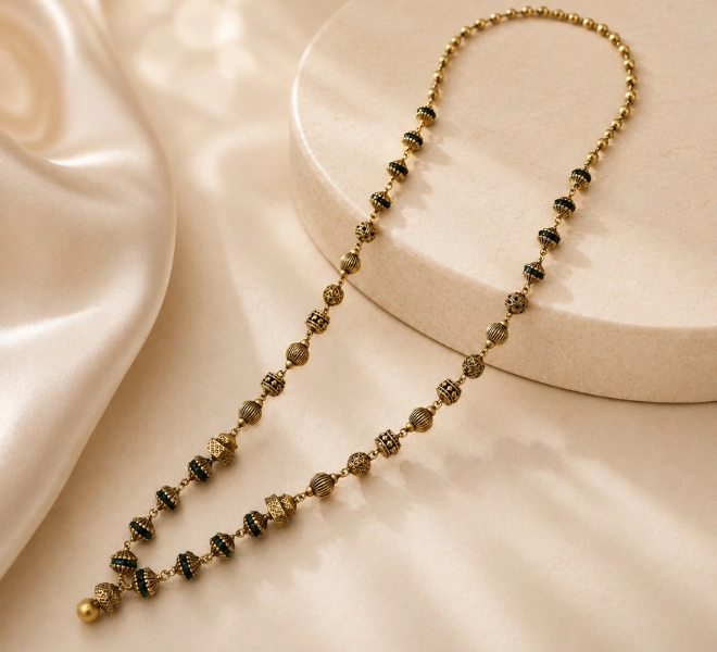 Traditional Gold-Tone Black Beads  Mala