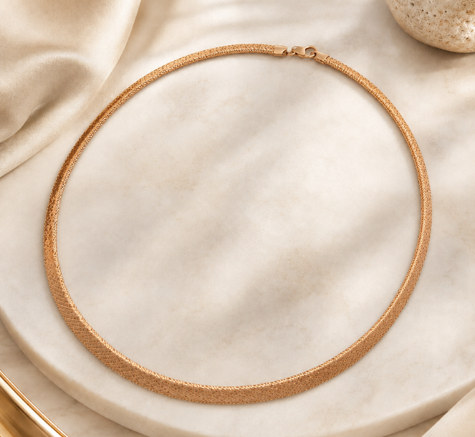 Elegant Omega Mesh Gold Necklace