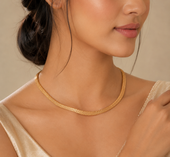 Elegant Omega Mesh Gold Necklace