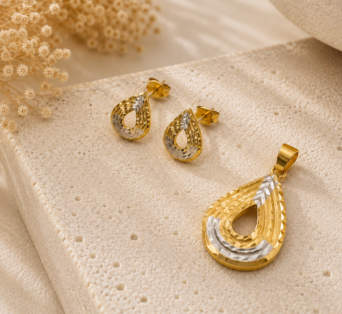 Dual Tone Teardrop Cutwork Gold Pendant Set