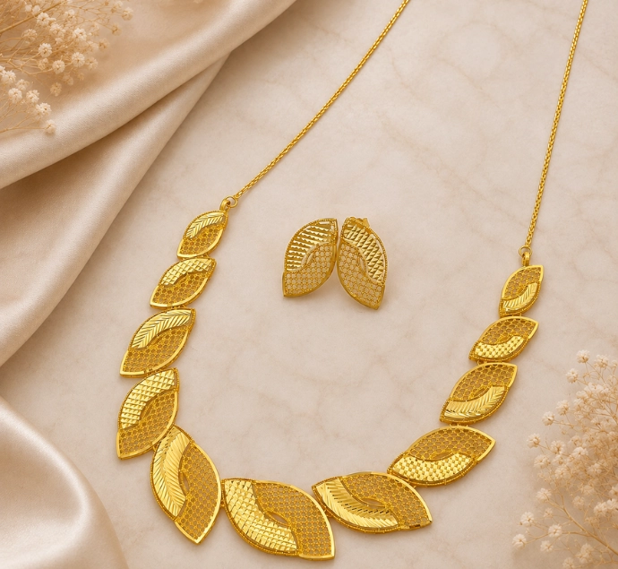 Golden Leaf Elegance Necklace Set