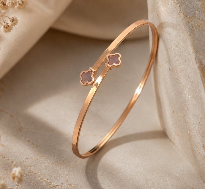 Elegant Double Clover Gold Kada