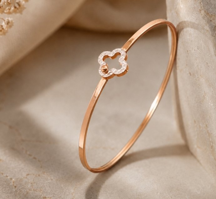 Rose Gold Clover Diamond Kada