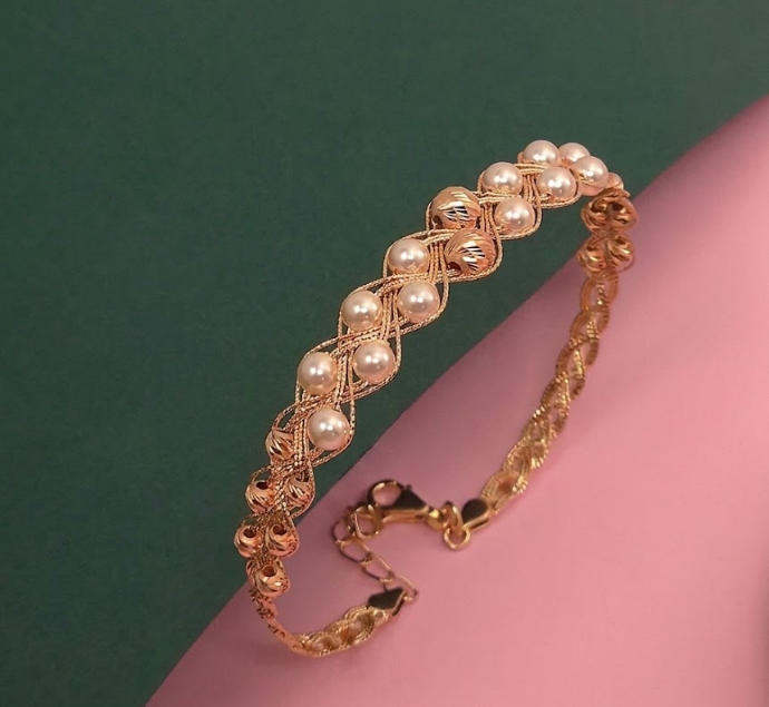 Elegant Gold Pearl Woven Bracelet