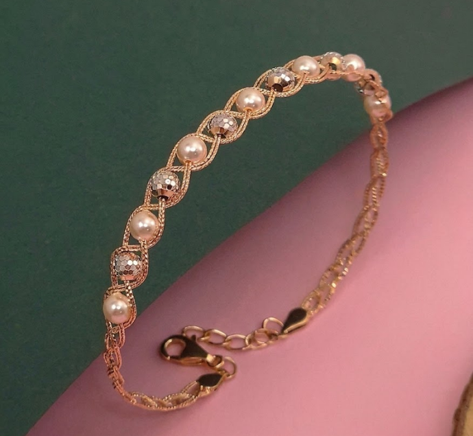 Gold Pearl & Textured Bead Link Bracelet